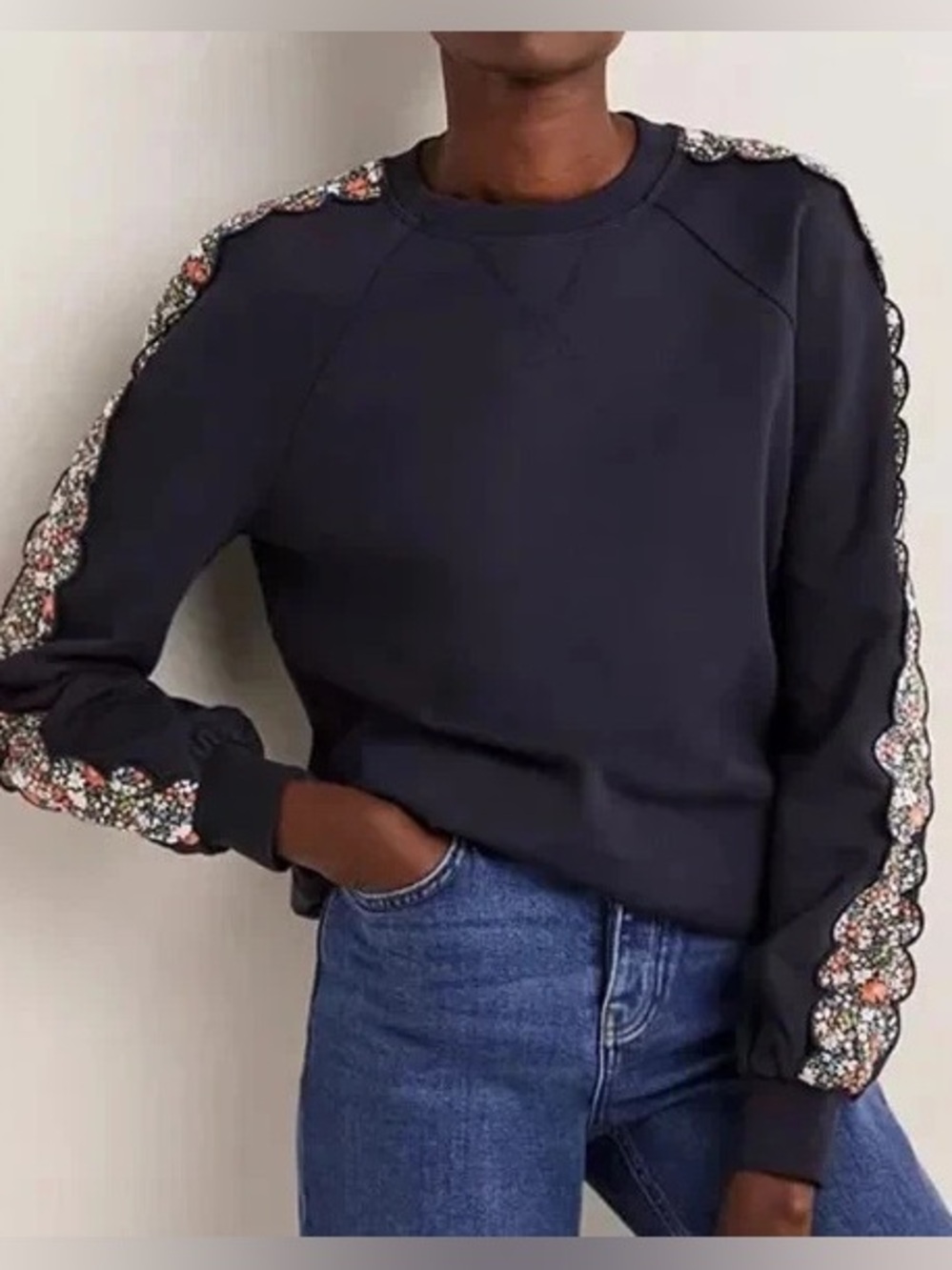 Boden Floral Scalloped Sleeve Crewneck Sweatshirt
